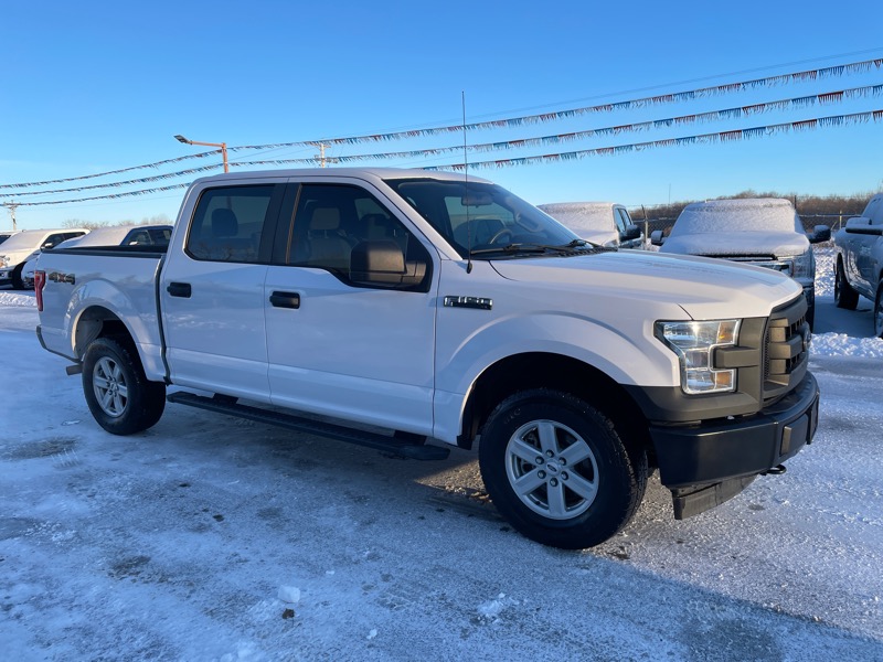 Ford F-150 4WD SuperCrew 145" XL 2017