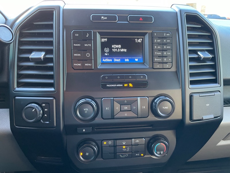 Ford F-150 4WD SuperCrew 145" XL 2017