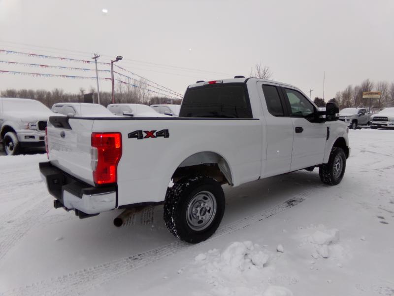 Ford F-250 SD XL SuperCab 4WD 2020