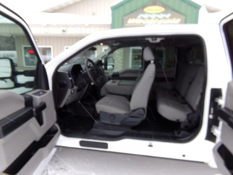 Ford F-250 SD XL SuperCab 4WD 2020