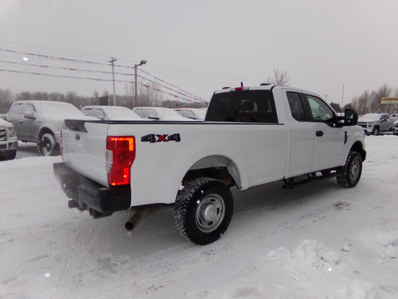Ford F-250 SD XL SuperCab Long Bed 4WD 2021