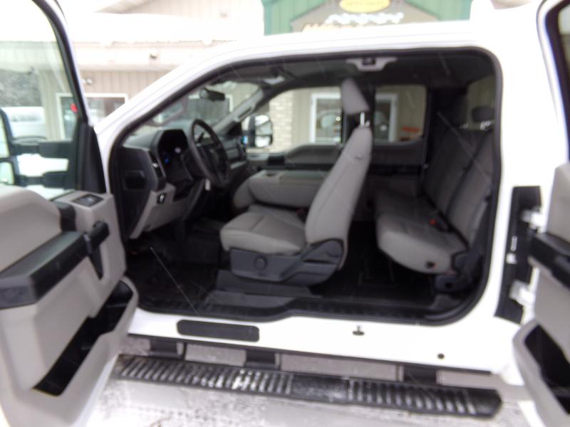 Ford F-250 SD XL SuperCab Long Bed 4WD 2021
