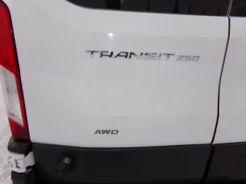 Ford Transit 250 Van Med. Roof w/Sliding Pass. 148-in. WB 2020
