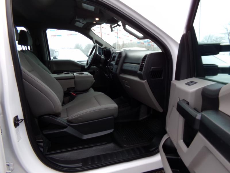 Ford F-350 SD XL Crew Cab Long Bed DRW 4WD 2020