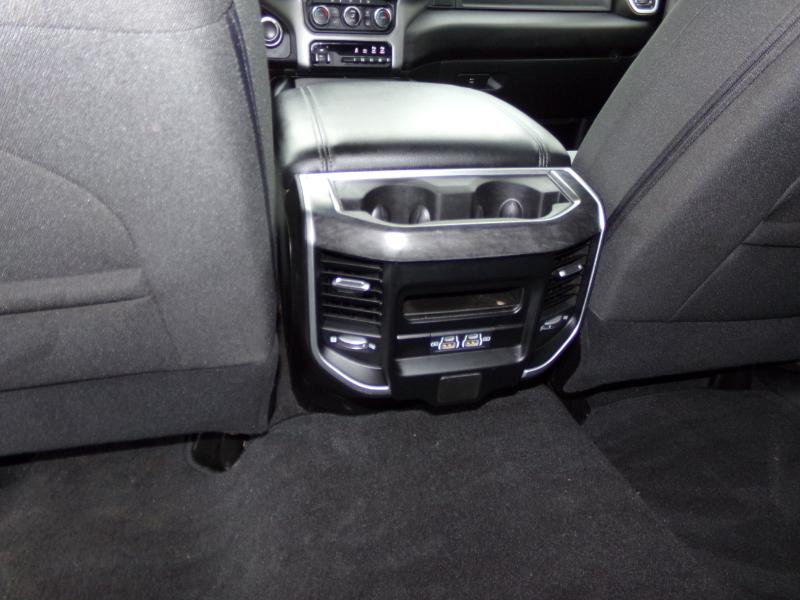 RAM 2500 Big Horn 4x4 Crew Cab 8' Box 2023