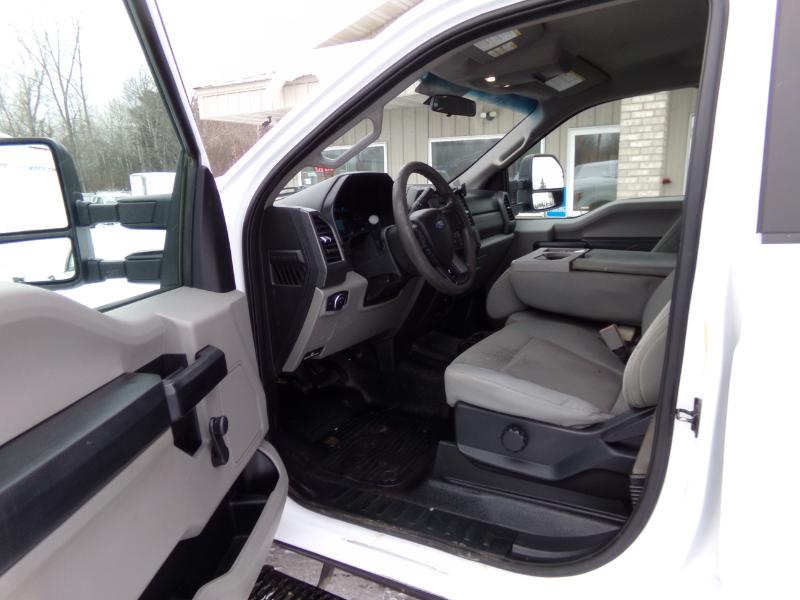 Ford F-350 SD XL Crew Cab Long Bed 4WD 2017