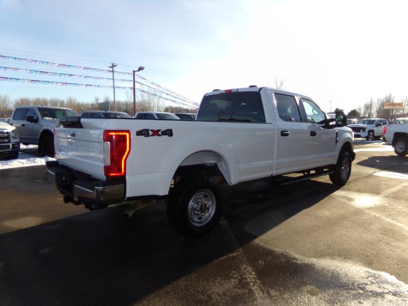 Ford F-350 SD XL Crew Cab Long Bed 4WD 2021