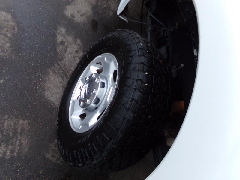 Ford F-250 SD XL Crew Cab LWB 4WD 2015