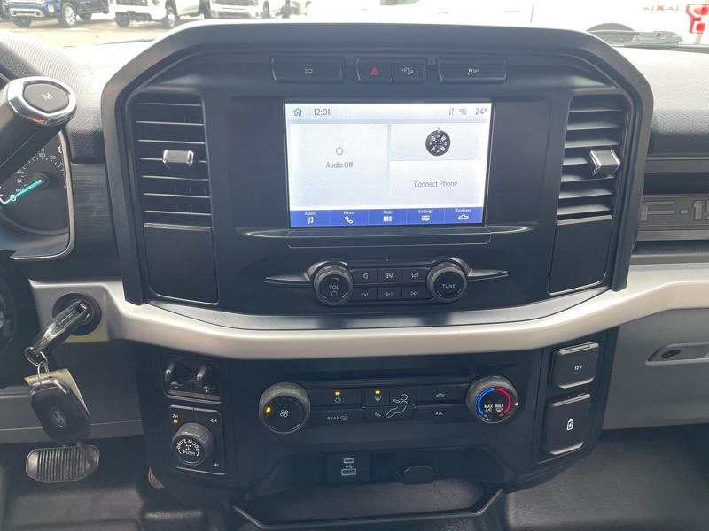 Ford F-150 4WD SuperCab 145" XL 2022