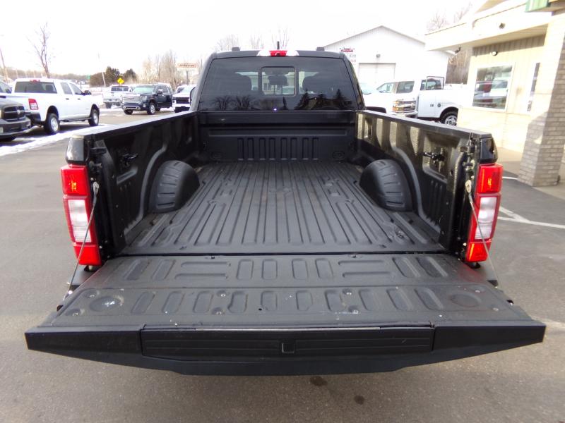 Ford F-250 SD XLT Crew Cab Long Bed 4WD 2022