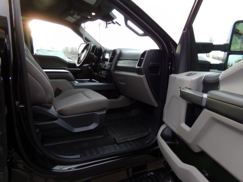 Ford F-250 SD XLT Crew Cab Long Bed 4WD 2022