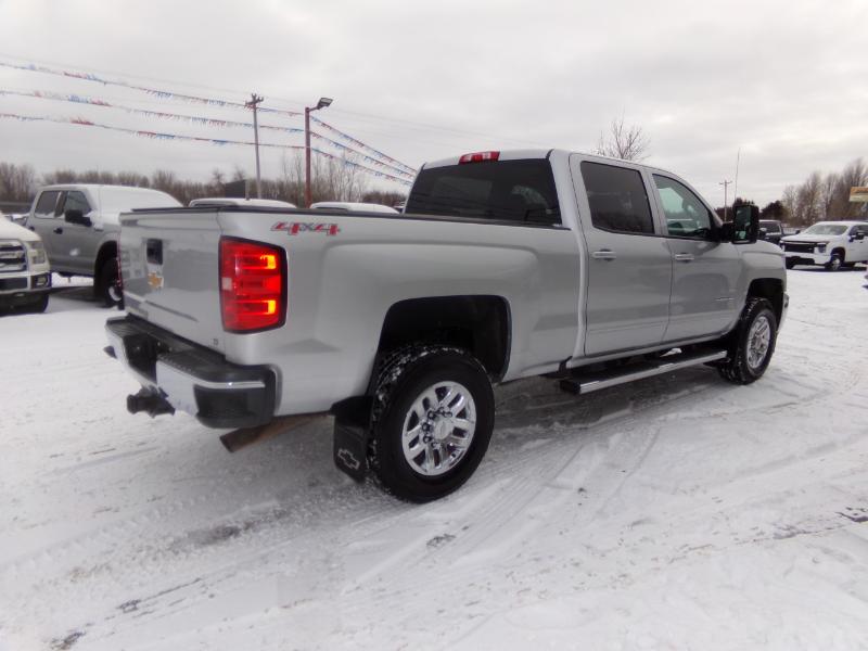 Chevrolet Silverado 2500HD LT Crew Cab 4WD 2017