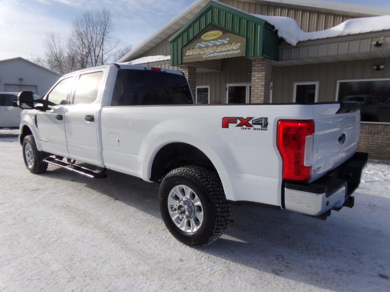 Ford F-350 SD XLT Crew Cab Long Bed 4WD 2018