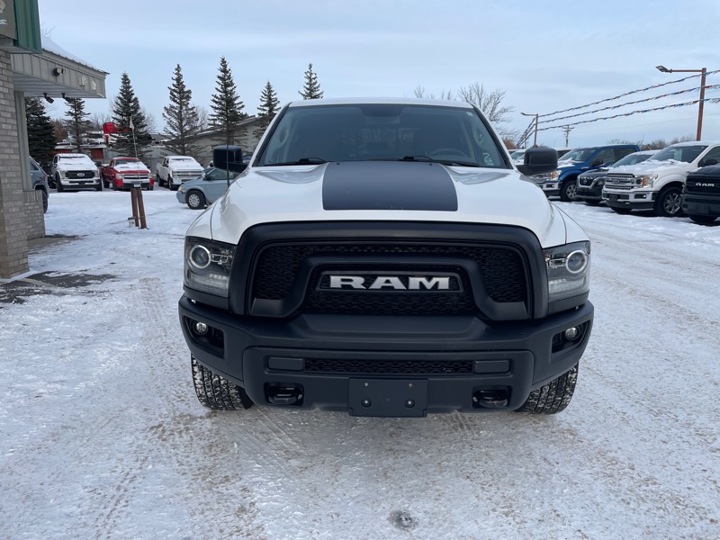 RAM 1500 4WD Quad Cab 140.5" Express *Ltd Avail* 2020