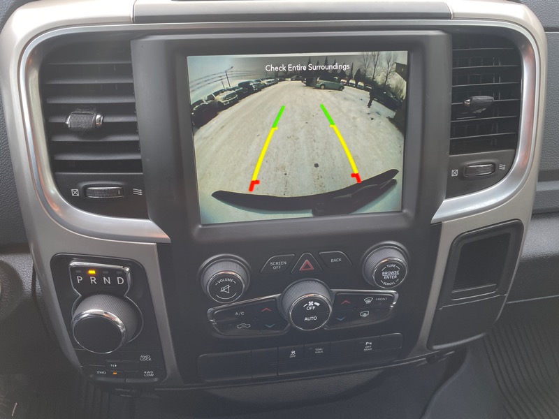 RAM 1500 4WD Quad Cab 140.5" Express *Ltd Avail* 2020