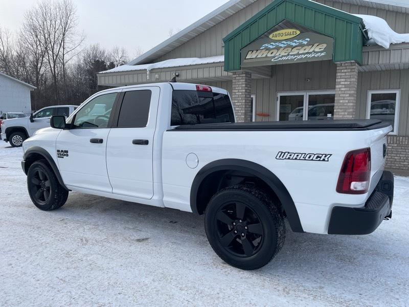 RAM 1500 4WD Quad Cab 140.5" Express *Ltd Avail* 2020