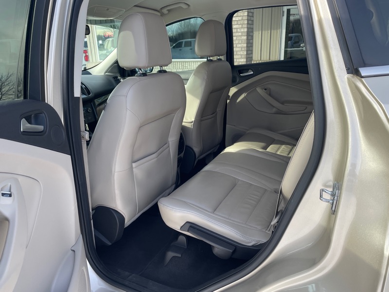 Ford Escape Titanium 4WD 2017