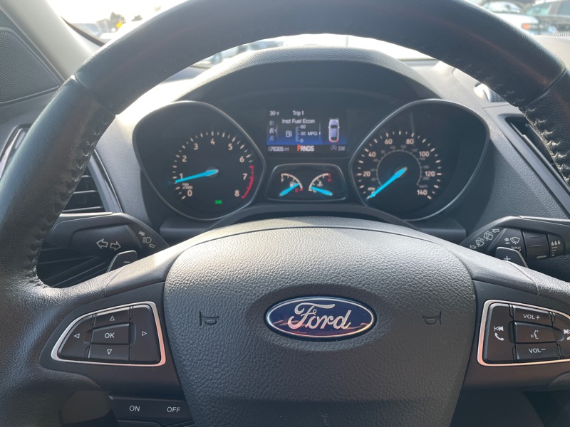 Ford Escape Titanium 4WD 2017