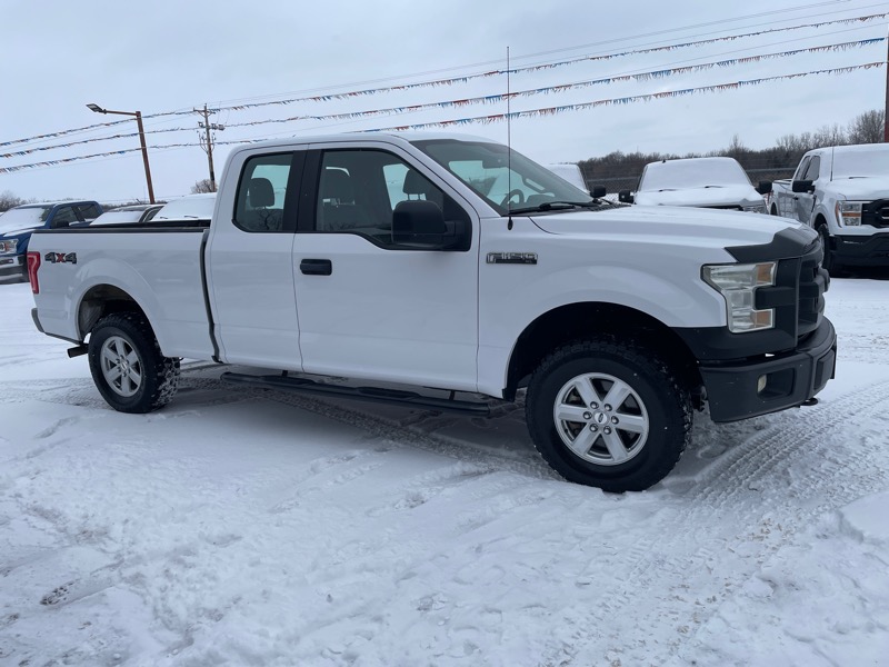 Ford F-150 4WD SuperCab 145" XL 2016