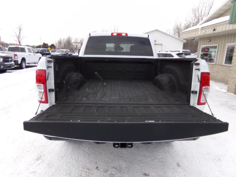 RAM 2500 Big Horn Crew Cab 4WD 2024