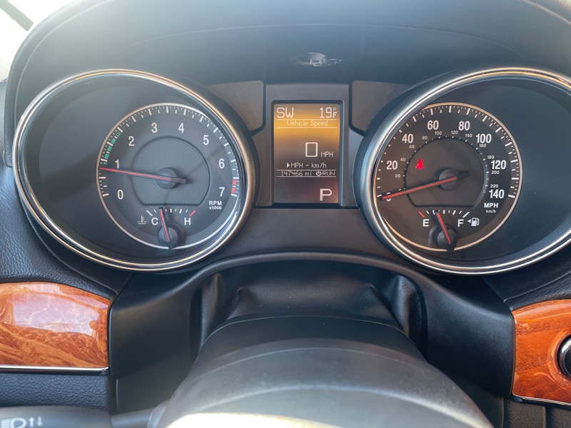 Jeep Grand Cherokee Overland 4WD 2012