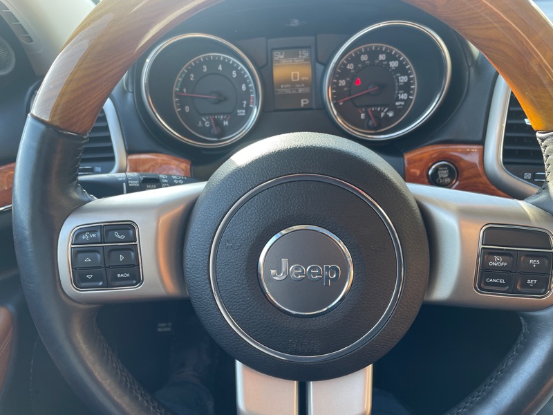 Jeep Grand Cherokee Overland 4WD 2012