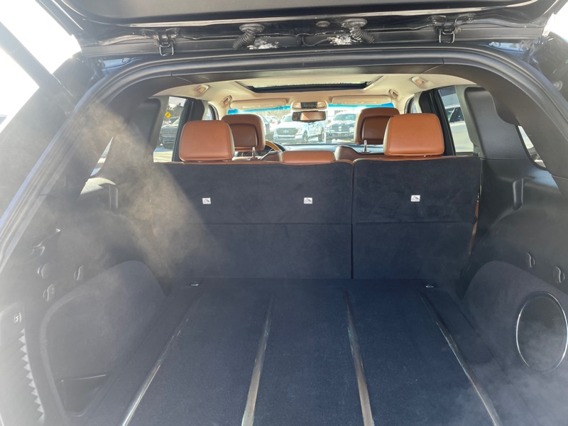 Jeep Grand Cherokee Overland 4WD 2012