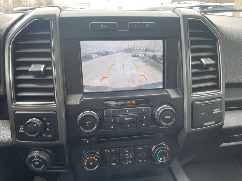 Ford F-150 4WD SuperCrew 145" XLT 2018