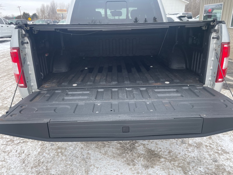 Ford F-150 4WD SuperCrew 145" XLT 2018