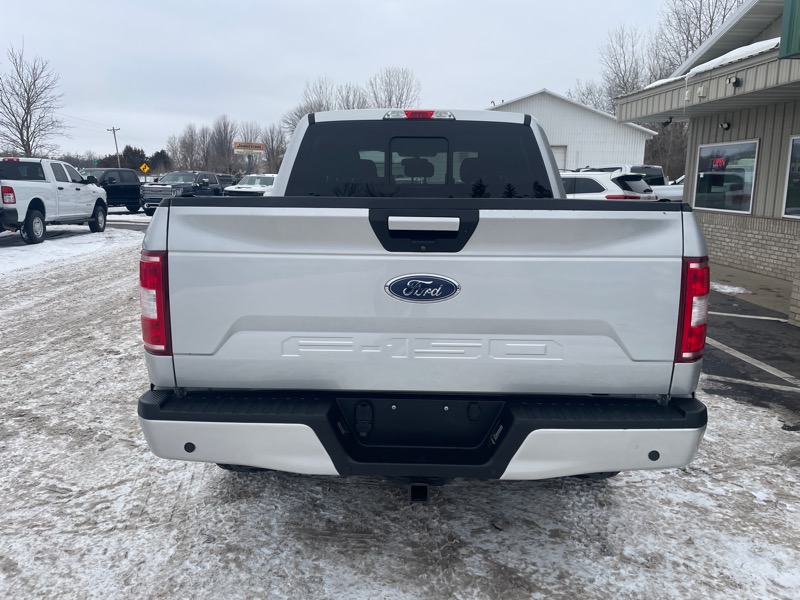 Ford F-150 4WD SuperCrew 145" XLT 2018