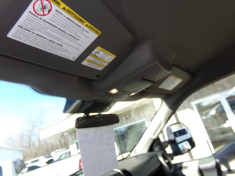 Ford F-350 SD XL Crew Cab Long Bed DRW 4WD 2022