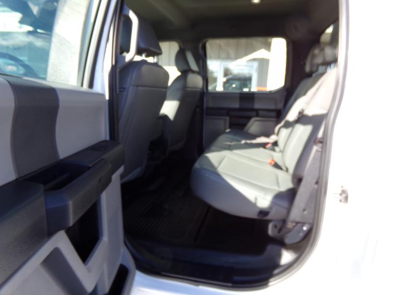 Ford F-350 SD XL Crew Cab Long Bed DRW 4WD 2022