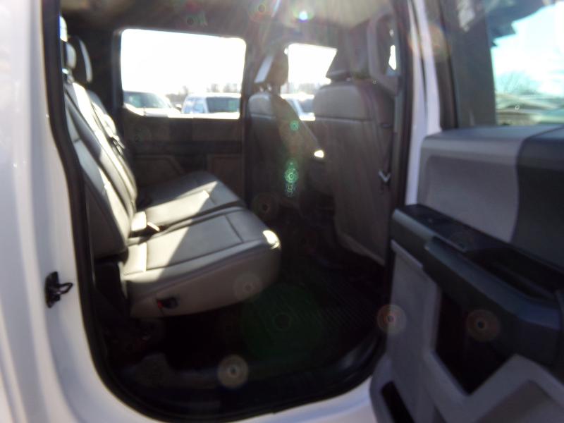 Ford F-350 SD XL Crew Cab Long Bed DRW 4WD 2022