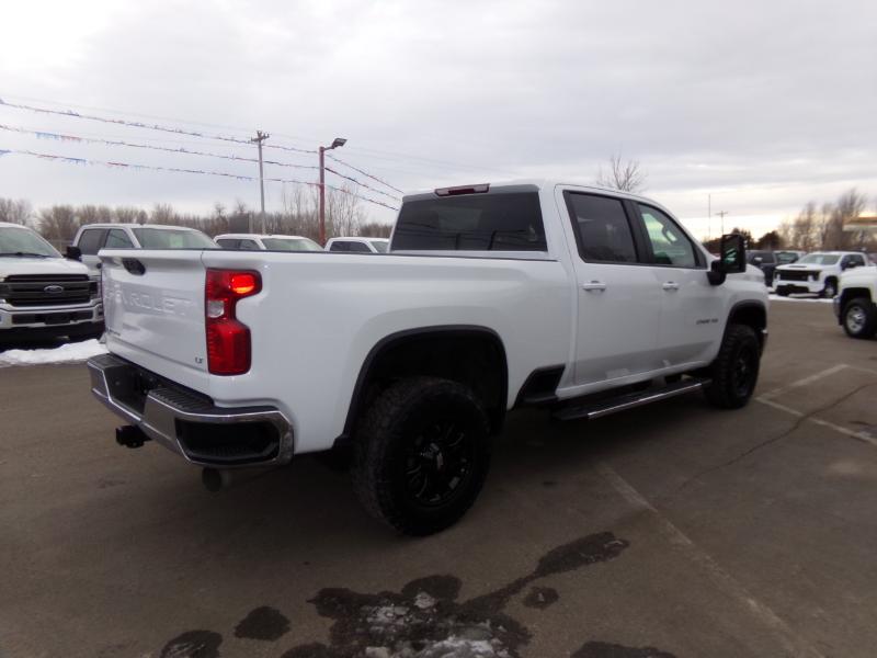 Chevrolet Silverado 2500HD LT Crew Cab Short Box 4WD 2024