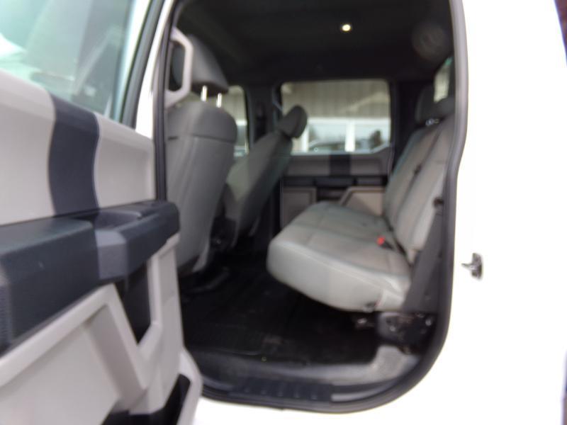 Ford F-450 SD Crew Cab DRW 4WD 2022