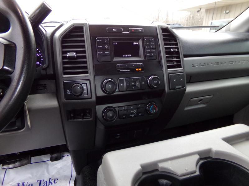 Ford F-250 SD XL Crew Cab Long Bed 4WD 2019