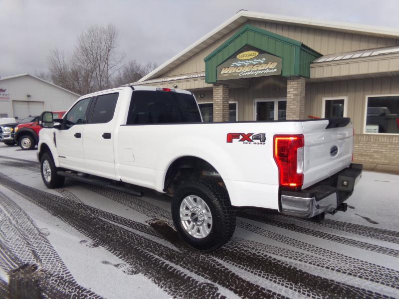 Ford F-250 SD XLT Crew Cab Long Bed 4WD 2018