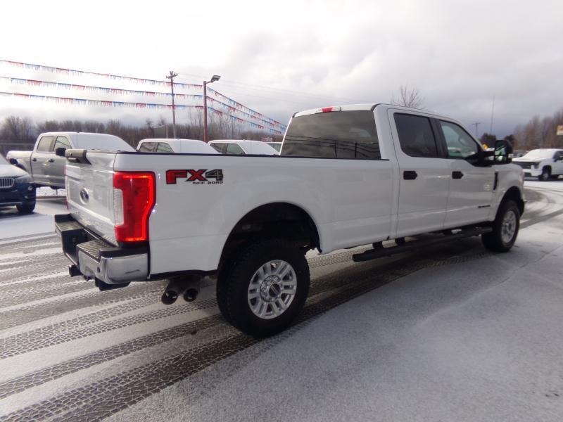 Ford F-250 SD XLT Crew Cab Long Bed 4WD 2018