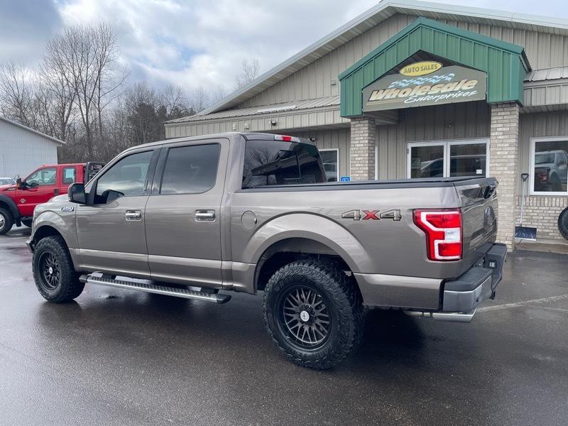 Ford F-150 4WD SuperCrew 145" XLT 2018