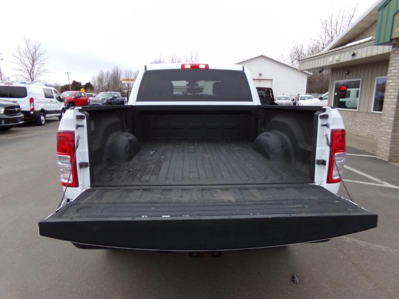 RAM 2500 Big Horn Crew Cab 4WD 2024