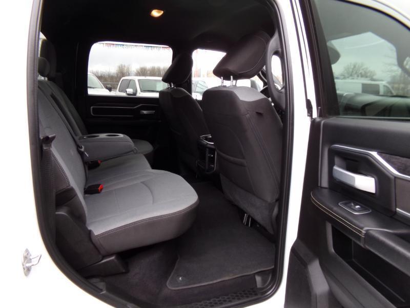 RAM 2500 Big Horn Crew Cab 4WD 2024