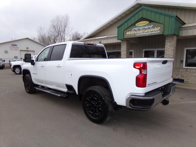 Chevrolet Silverado 2500HD LT Crew Cab Short Box 4WD 2024