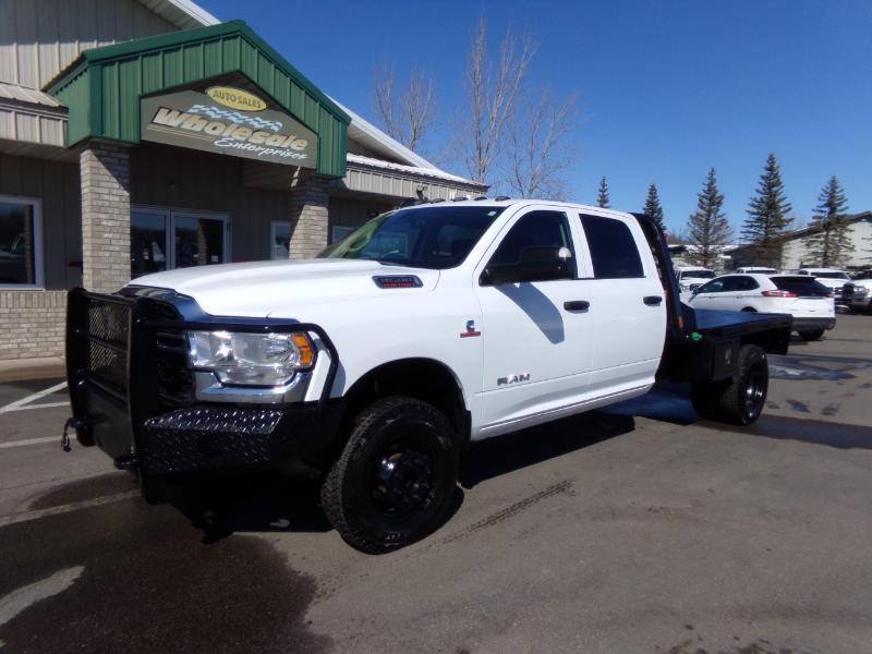 RAM 3500 Tradesman Crew Cab 4WD DRW 2020