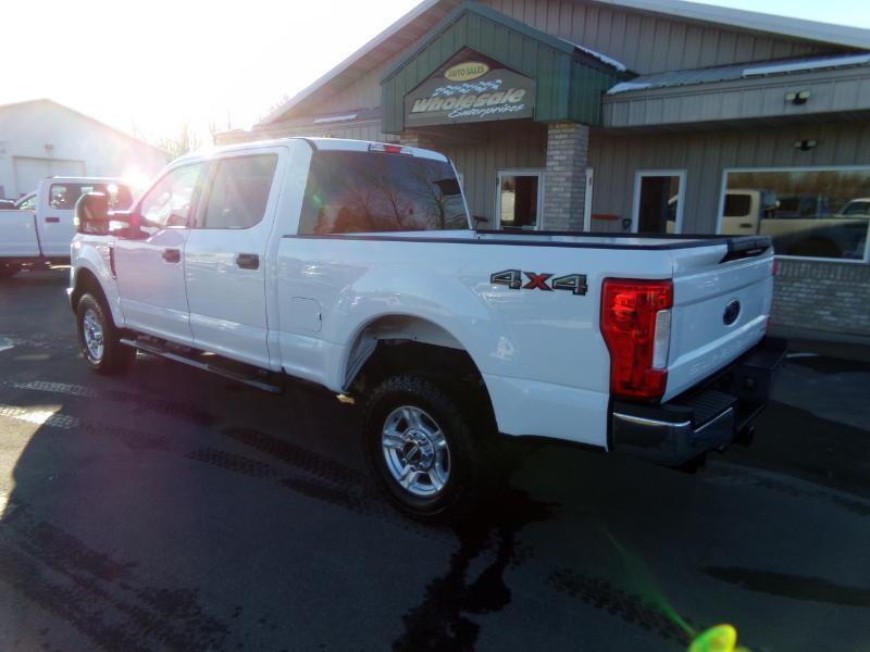 Ford F-250 SD XLT Crew Cab 4WD 2017