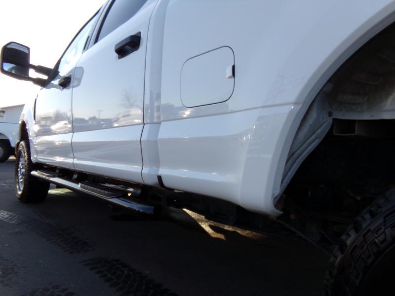 Ford F-250 SD XLT Crew Cab 4WD 2017