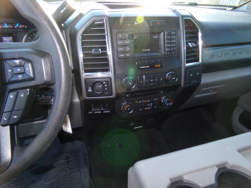 Ford F-250 SD XLT Crew Cab 4WD 2017