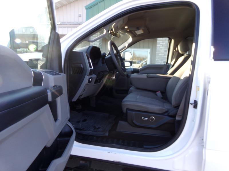 Ford F-250 SD XLT Crew Cab 4WD 2017