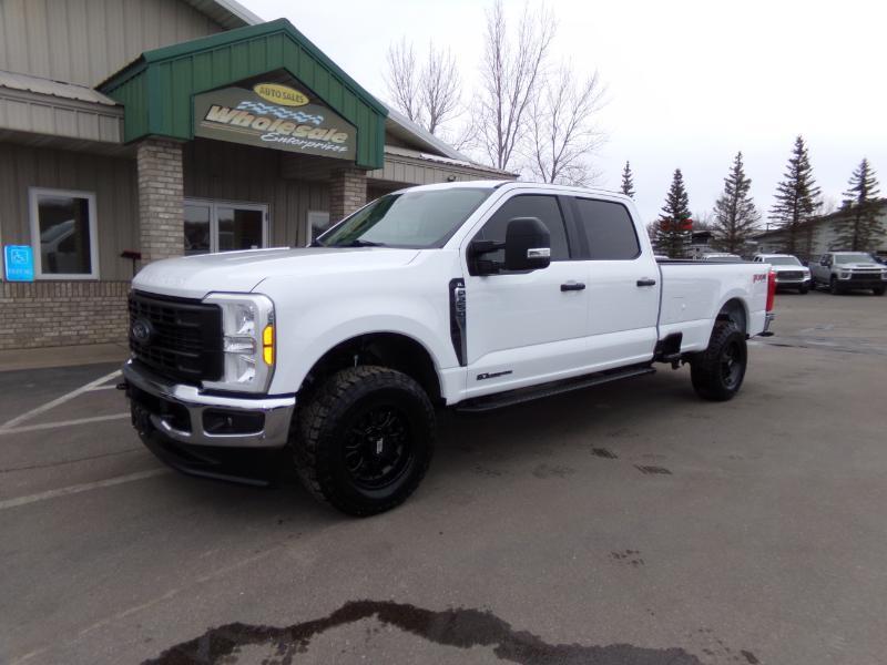 Ford F-250 SD XL Crew Cab Long Bed 4WD 2023