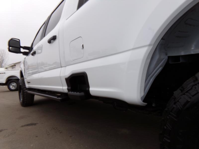 Ford F-250 SD XL Crew Cab Long Bed 4WD 2023