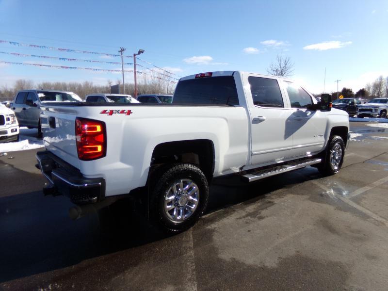 Chevrolet Silverado 2500HD LT Crew Cab Short Box 4WD 2019